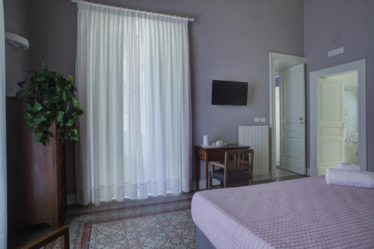 Palazzo Pastura B&B And Apartments Catania Exterior photo